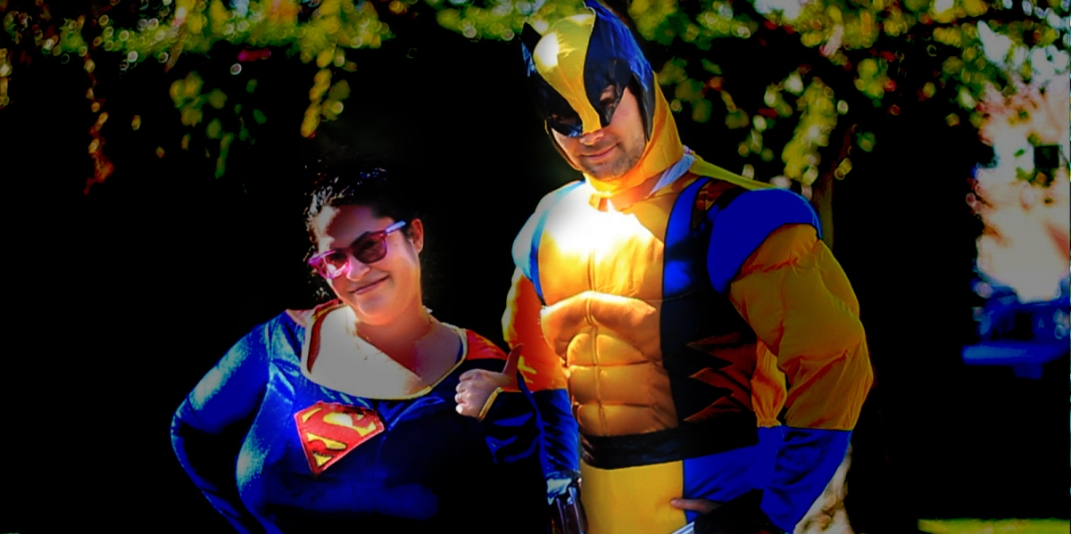 org img 1455671153 L-LP SuperGirlWolverine