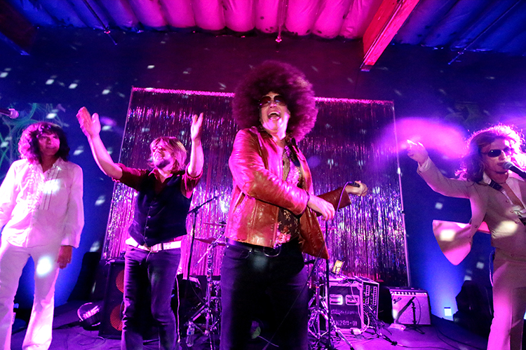 org img 1526501049 L-20180515 111327